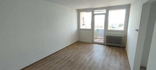 Eladó téglalakás, Székesfehérvárott 46 M Ft, 2 szobás