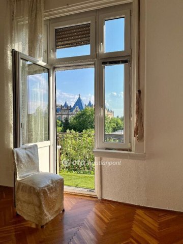 Eladó téglalakás, Budapesten, XIV. kerületben 87.9 M Ft