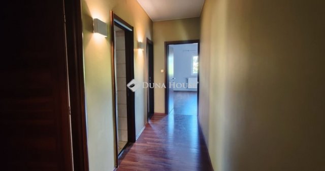 Eladó családi ház, Érden 230 M Ft, 4 szobás