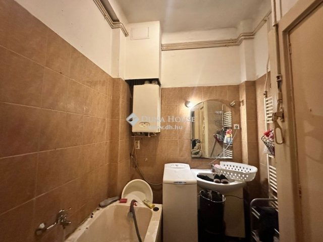 Eladó téglalakás, Budapesten, X. kerületben 63.9 M Ft, 3 szobás