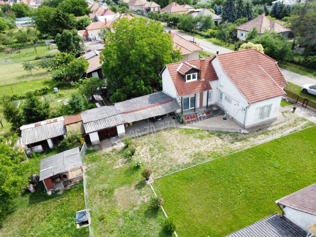 Eladó családi ház, Füzesabonyban 52.9 M Ft, 3 szobás