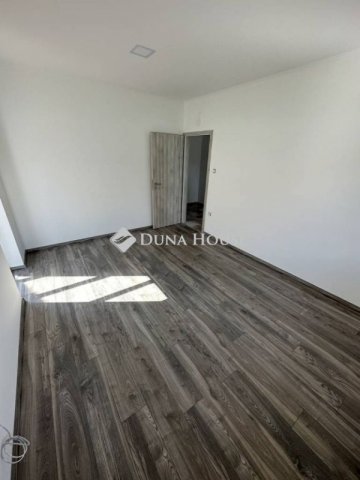 Eladó ikerház, Albertirsán 118 M Ft, 5 szobás