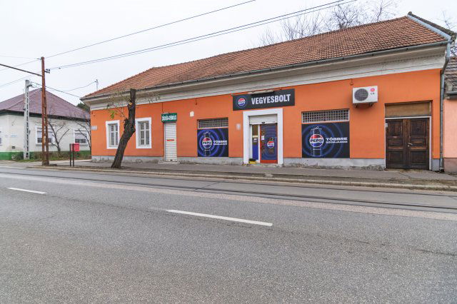Eladó üzlethelyiség, Budapesten, XX. kerületben 82.9 M Ft
