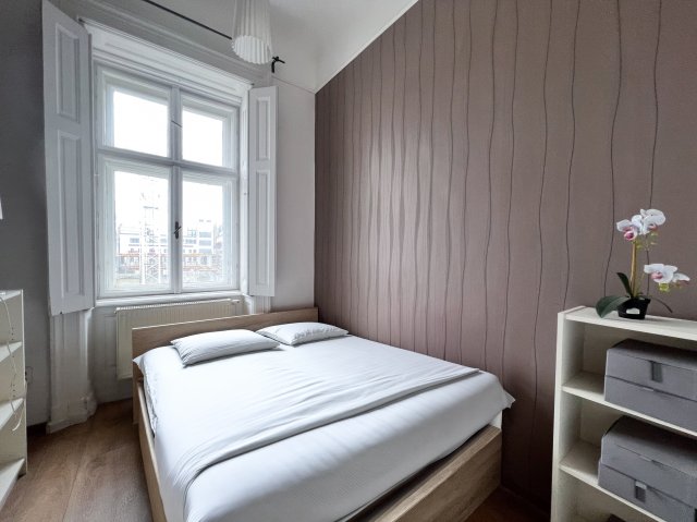 Eladó téglalakás, VI. kerületben, Dalszínház utcában