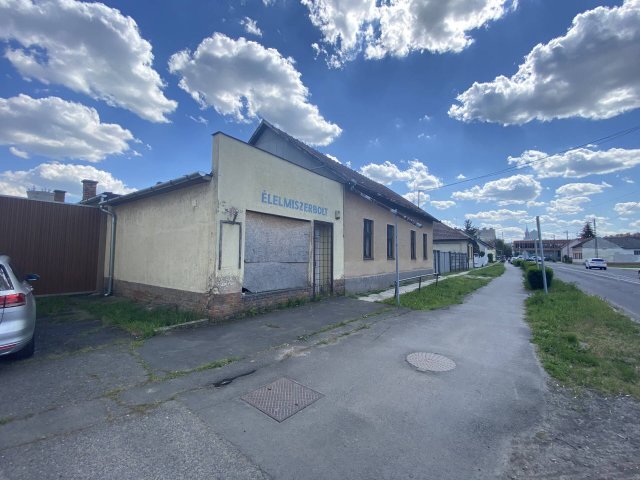 Eladó ipari ingatlan, Sarkadon 39.9 M Ft / költözzbe.hu