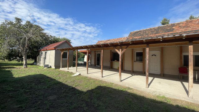 Eladó családi ház, Dunavarsányban 49.9 M Ft, 2 szobás