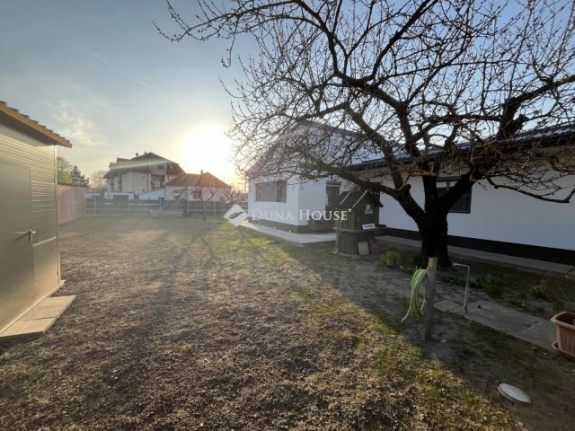 Eladó családi ház, Sén 129.99 M Ft, 4 szobás