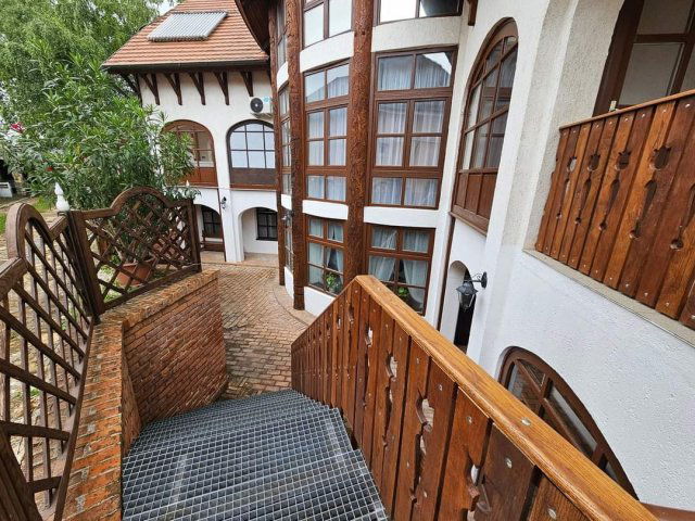 Eladó hotel, Hajdúszoboszlón 285 M Ft / költözzbe.hu