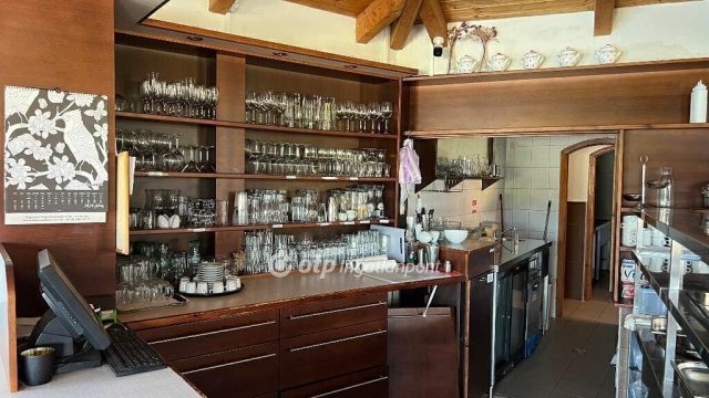 Eladó hotel, Velencén 990 M Ft / költözzbe.hu