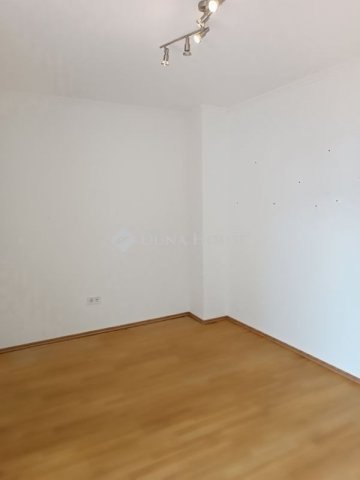 Eladó sorház, Telkin 137 M Ft, 5 szobás / költözzbe.hu