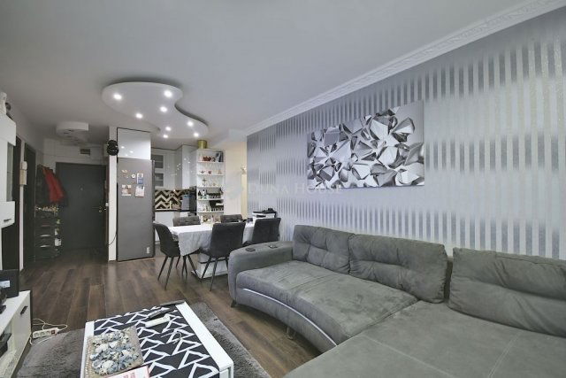 Eladó téglalakás, Budapesten, XVIII. kerületben 90 M Ft