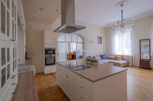 Eladó téglalakás, Budapesten, XIV. kerületben 180 M Ft, 4 szobás