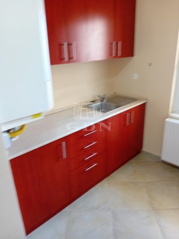 Kiadó téglalakás, albérlet, Kaposváron 240 E Ft / hó, 3 szobás