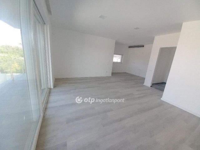 Eladó téglalakás, Budapesten, XVII. kerületben 92.9 M Ft