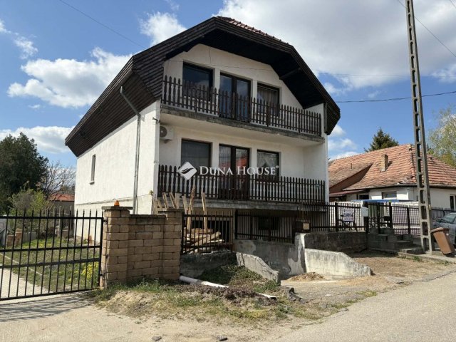 Eladó családi ház, Ócsán 84.9 M Ft, 5 szobás