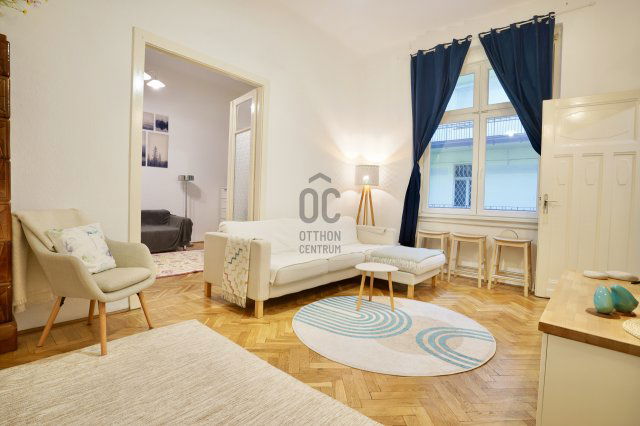 Eladó téglalakás, Budapesten, V. kerületben 109.9 M Ft, 3 szobás