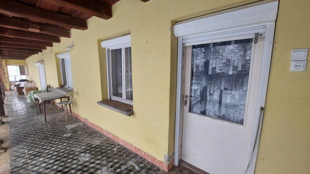 Eladó családi ház, Koppányszántón 9.9 M Ft, 2 szobás