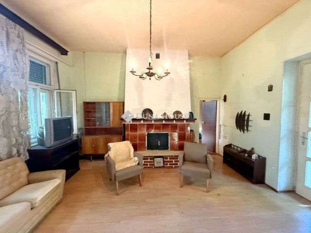 Eladó családi ház, Sárbogárdon 34.9 M Ft, 3 szobás