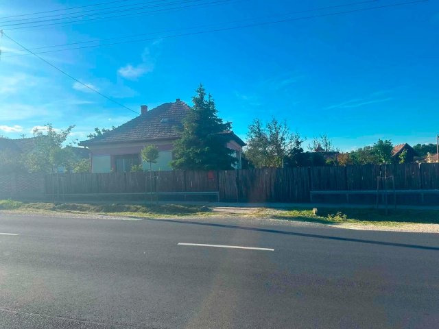 Eladó családi ház, Csömenden 16.6 M Ft, 3 szobás