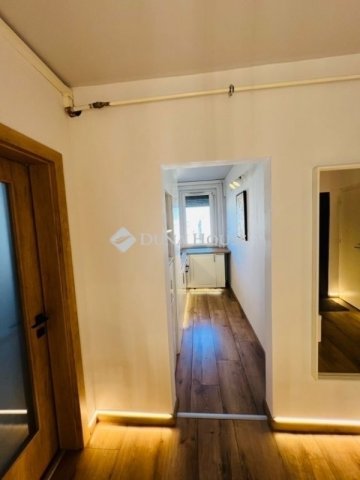 Eladó panellakás, Budapesten, III. kerületben 74 M Ft, 2 szobás