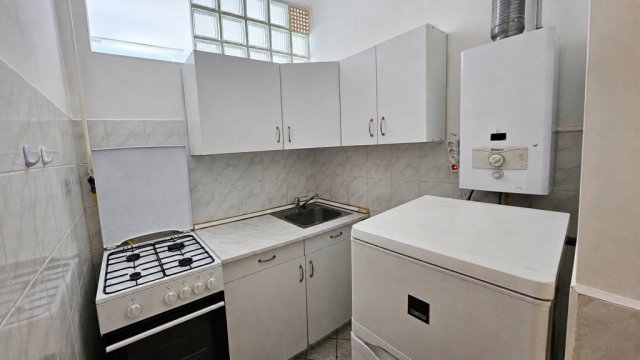 Kiadó téglalakás, albérlet, Miskolcon 110 E Ft / hó, 1 szobás