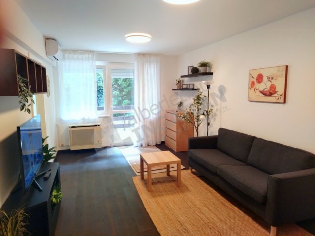 Kiadó téglalakás, albérlet, XII. kerületben, Bíró utcában