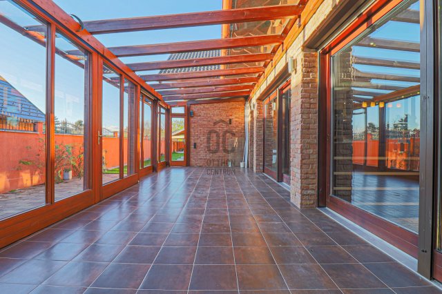 Eladó családi ház, Kópházán 210 M Ft, 8 szobás