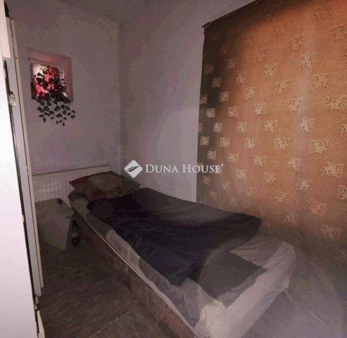 Eladó családi ház, Szegeden 57.9 M Ft, 4+2 szobás