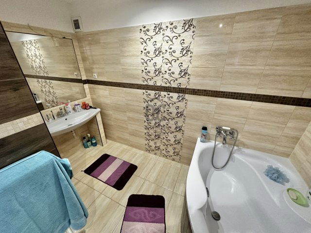 Eladó családi ház, Kiskutason 59.9 M Ft, 4 szobás