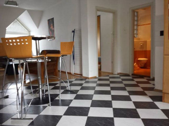 Kiadó téglalakás, albérlet, Pécsett 190 E Ft / hó, 2 szobás
