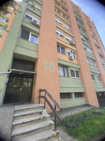Eladó téglalakás, Tatabányán 25.5 M Ft, 1 szobás