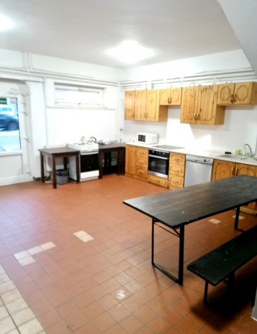 Eladó hotel, Taksonyon 320 M Ft, 15+2 szobás