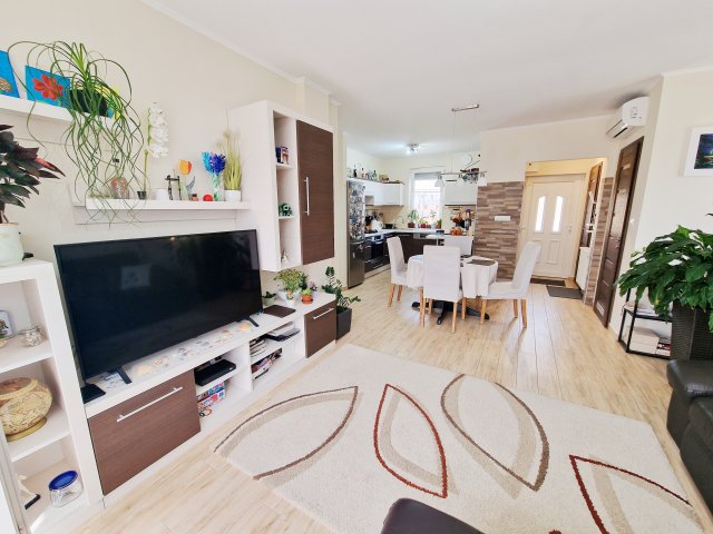 Eladó családi ház, Halásztelken 124.9 M Ft, 4 szobás