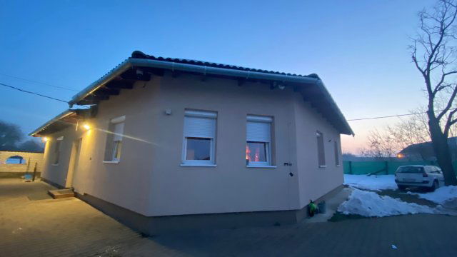 Eladó családi ház, Ráckevén 77.7 M Ft, 5 szobás