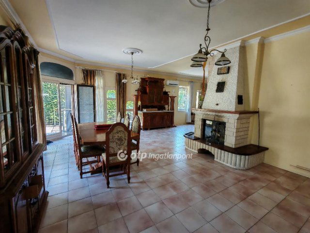 Kiadó téglalakás, albérlet, Budapesten, II. kerületben