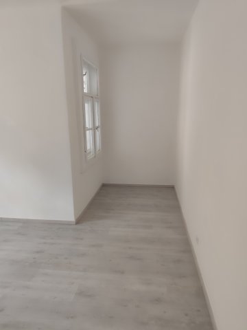 Eladó téglalakás, Budapesten, VIII. kerületben 42 M Ft, 1 szobás