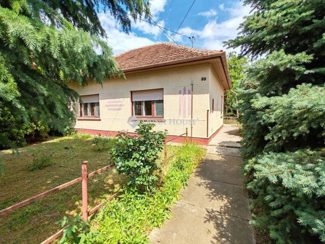 Eladó családi ház, Békéscsabán 27.99 M Ft, 2+1 szobás