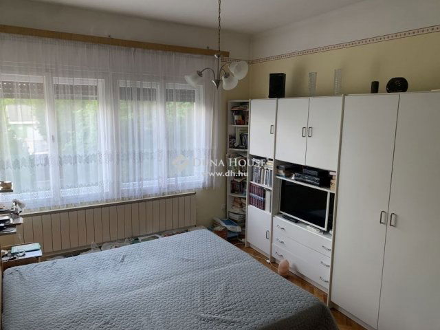 Eladó családi ház, Ócsán 75 M Ft, 4 szobás