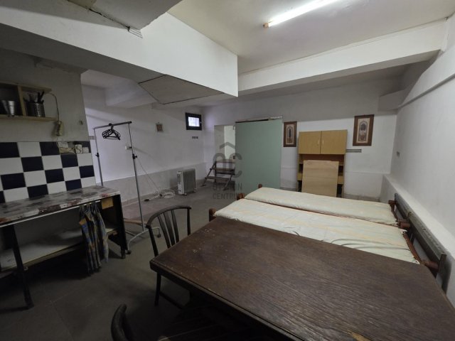 Eladó téglalakás, Budapesten, XIII. kerületben 40 M Ft, 3 szobás