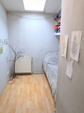 Eladó családi ház, Budapesten, XV. kerületben 75 M Ft