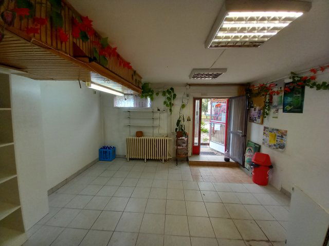 Eladó üzlethelyiség, Szolnokon 19.99 M Ft / költözzbe.hu