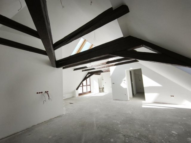 Eladó téglalakás, Győrött 109.9 M Ft, 3 szobás