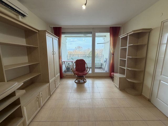 Kiadó panellakás, albérlet, Budapesten, III. kerületben