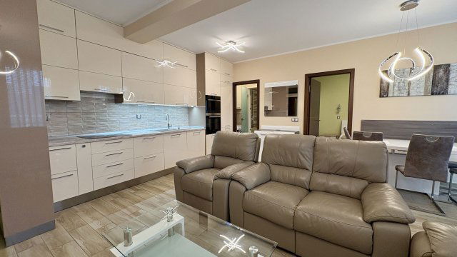 Kiadó téglalakás, albérlet, Debrecenben 450 E Ft / hó, 3 szobás