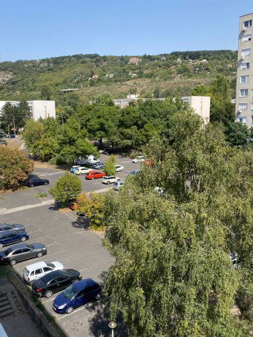 Kiadó téglalakás, albérlet, Tatabányán 230 E Ft / hó