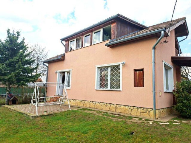 Eladó családi ház, Maglódon 112.9 M Ft, 4+2 szobás