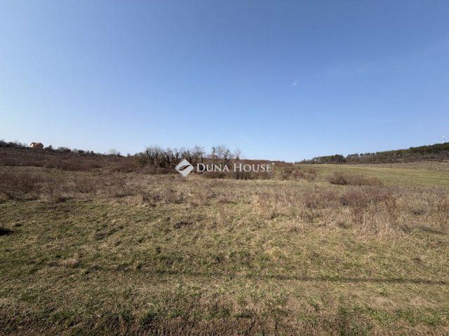 Eladó telek, Vácon 21.5 M Ft / költözzbe.hu