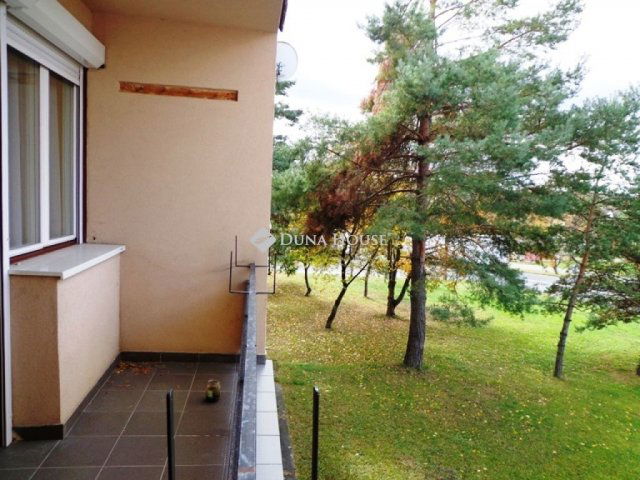 Eladó téglalakás, Rétságon 48.5 M Ft, 3 szobás