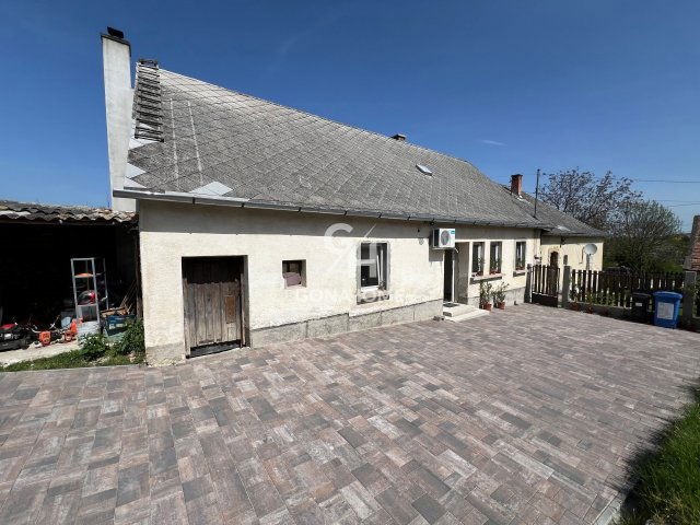 Eladó téglalakás, Tótvázsonyban 52.9 M Ft, 1+1 szobás