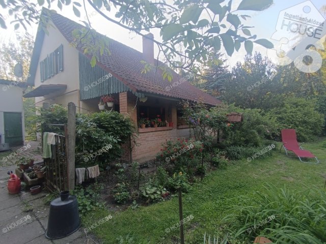 Eladó családi ház, Kiskunfélegyházán 32.9 M Ft, 4 szobás